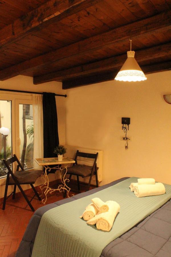 Domus Dea B&B Roma Exterior foto